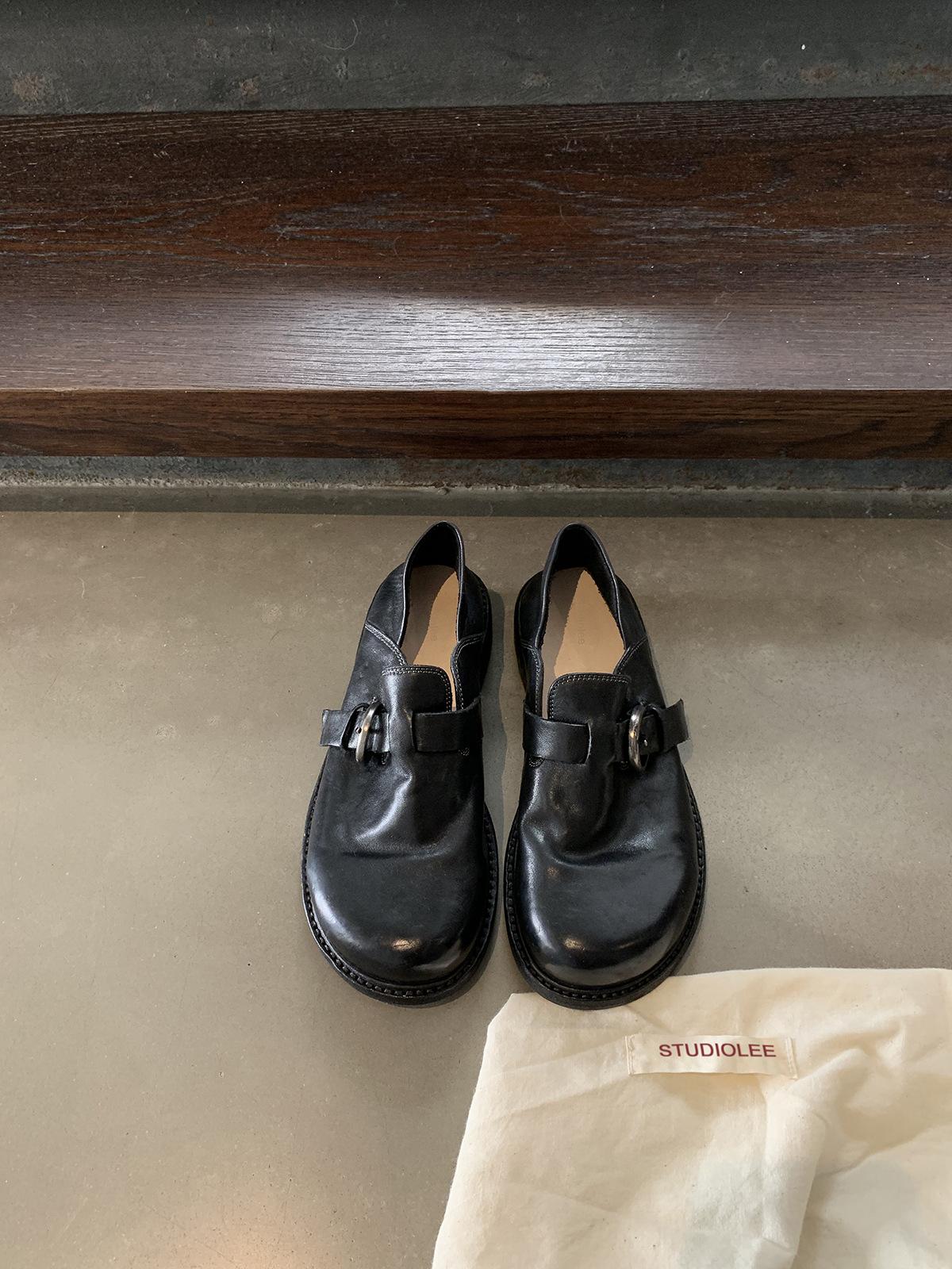 

Grape mother, the same style, big round head, versatile one-word buckle with thick-soled loafer single shoes, female lazy one pedal, bag head half 40 чёрный