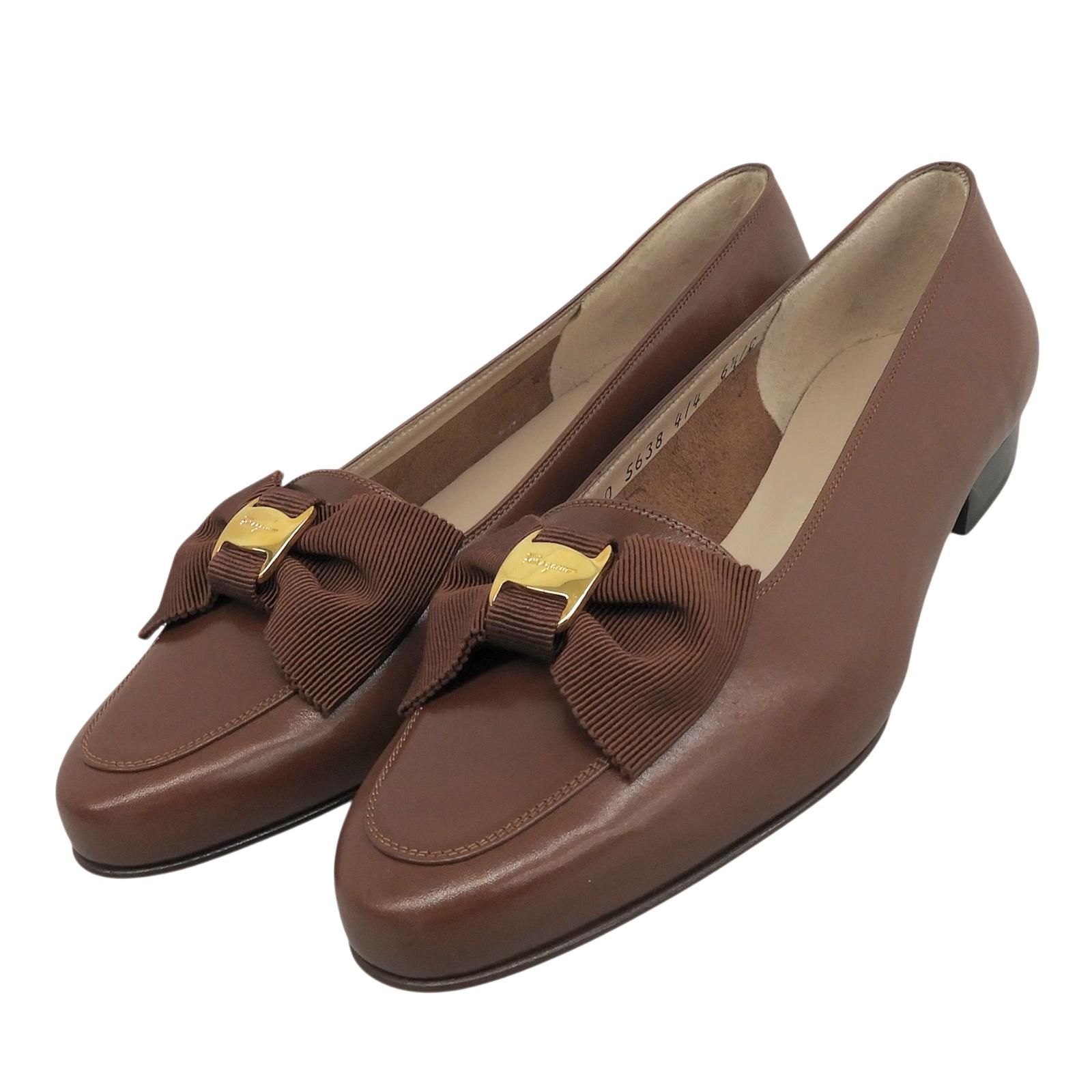 Pristine Salvatore Ferragamo pumps Vara ribbon Brown leather Women Used