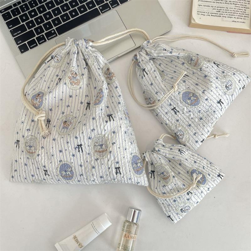 48151 [Copyright] Cartoon Drawstring Bundle Mouth Bag Student Storage Bag Lipstick Cosmetic Bag Portable Three-piece Set