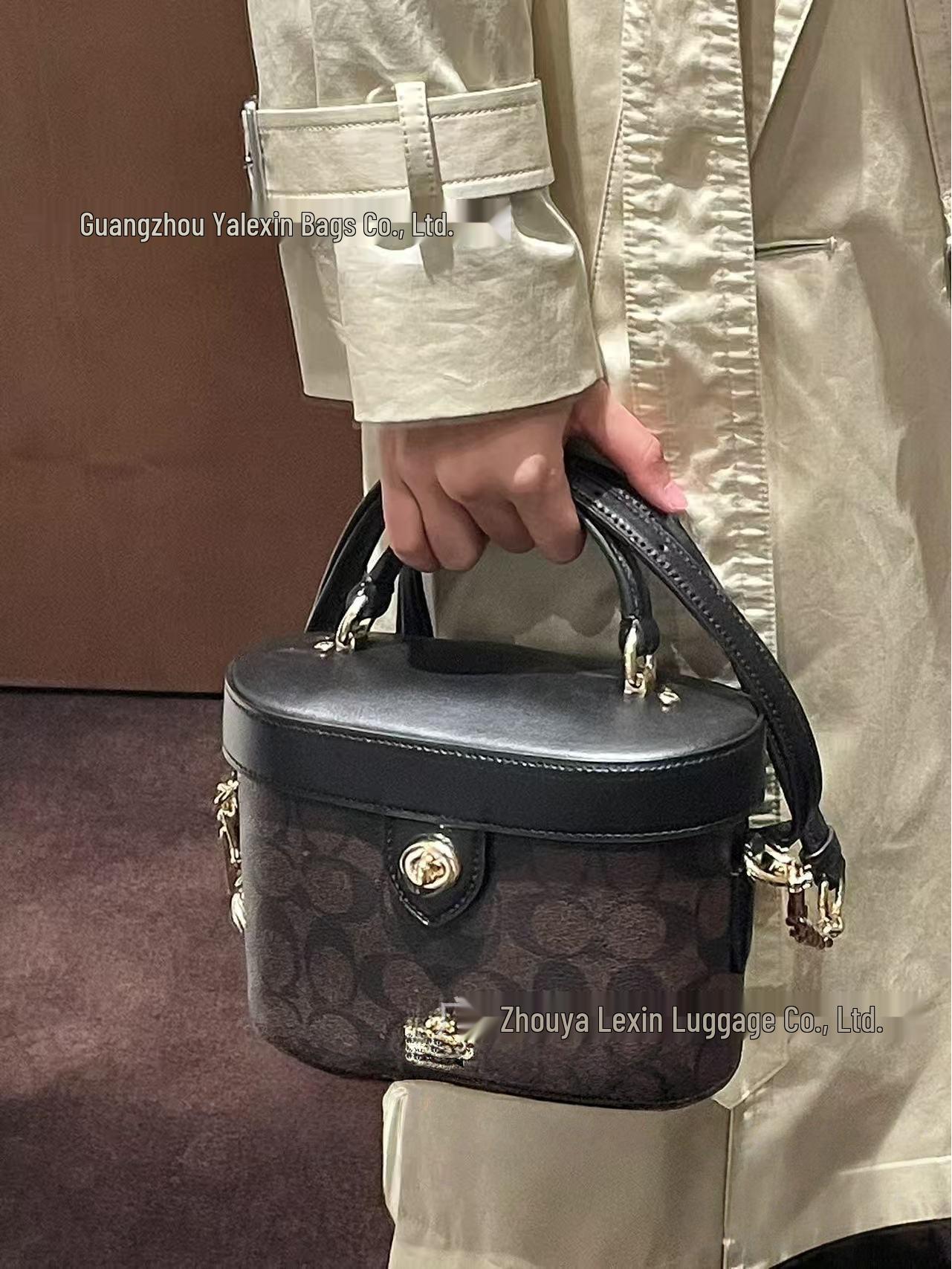 

Koujia Kay20 Классическая сумка-тоут с цветными блоками и косметичка через плечо 20x13x10 cm