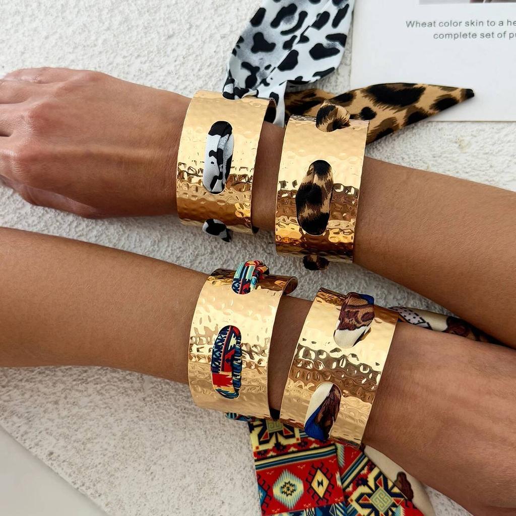 SHIXIN Bohemian Colorful Ethnic Style Wristband Metal Bracelet Vintage Pleated Scarf Wrapped Open Bangles Jewelry for Women New