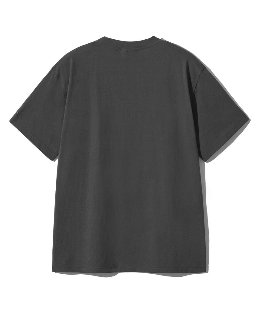 FILLUMINATE Two-Tone Arch Logo T-Shirt - Charcoal