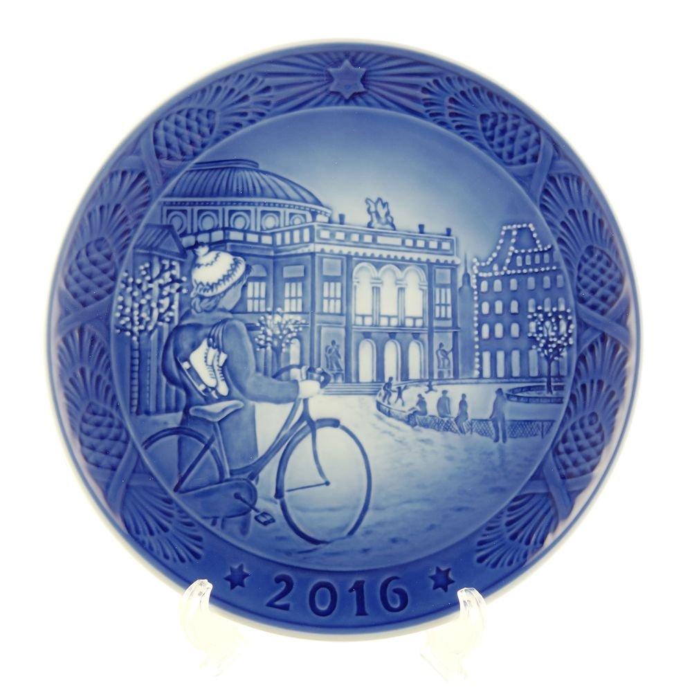

ROYAL COPENHAGEN Рождественская тарелка 2016 (Хэйсэй 28), Катание на коньках в Копенгагене, 1901-11-16 [Параллельный импорт]