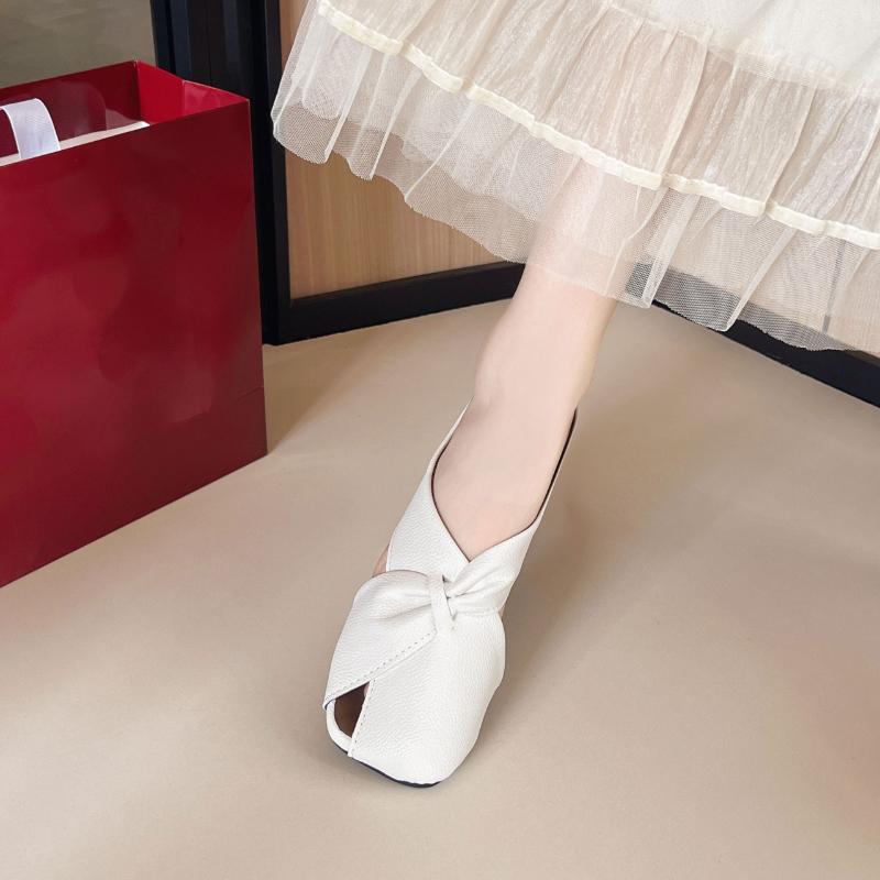 Fashion 2025 Summer New Style Thick Heel Hollow Baotou Slippers Women's Fashion Sandals Casual Outer Wear 1 Slip-on Women's Slippers