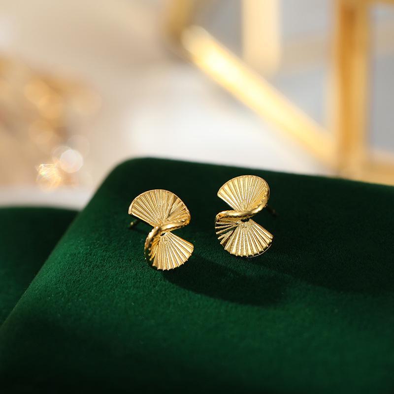 Banyan Tree S925 Silver Gold-plated Origami Fan Earrings for Women - Irregular Arc High-end Design