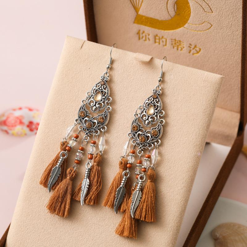 New Ethnic Temperament Tassel Earrings for Women Fashion Long Rhinestone Rice Bead Leaf Dangle Earring Wedding Party Jewelry