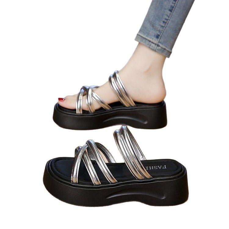 Thick-soled heightening outer wear casual beach slippers women's summer 2025 new two-wear sandals one-word sandals versatile explosion