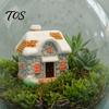 Miniature House Ornament Christmas Figurine, Resin Snow Village Statue, Tiny Winter Home Decor for Fairy Garden, Moss Landscape, Potted Plant
