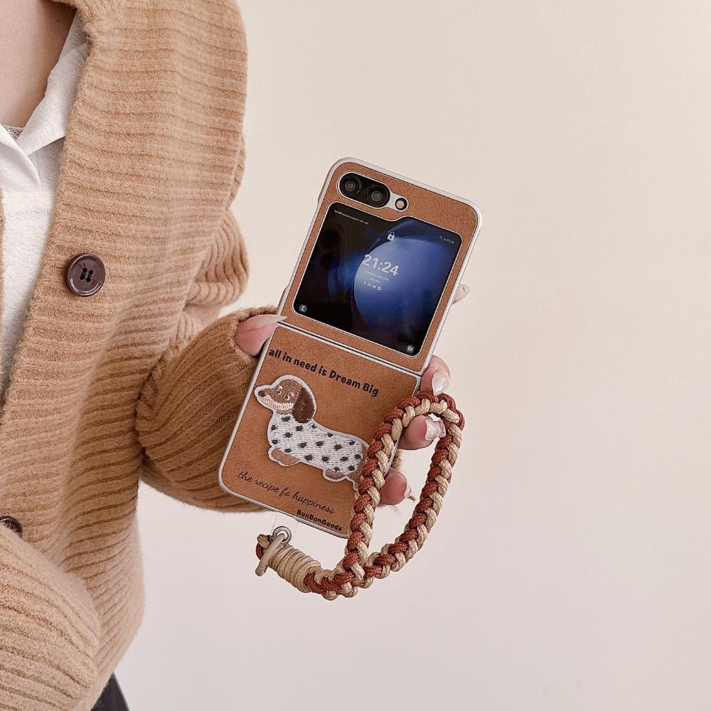 Brown Wrist Strap Phone Case for Samsung Galaxy Z Flip 6 5 4 3 Flip6 Flip5 Flip4 Flip3 5G PU Leather Shockproof Protective Cover