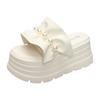 Fairy wind pearl thick-soled cool slippers women summer wear ins tide 2025 new fashion flat beach shoes