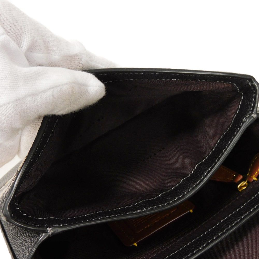 Used Cathy Crossbody 19 CR663 7922 (current model) with C logo and flower chain 3-way shoulder bag. Excellent