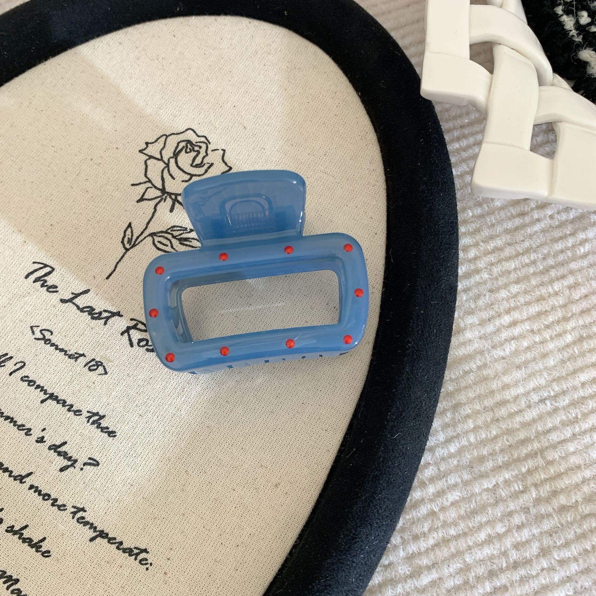 

Винтажная нежная геометрическая ажурная синяя в горошек заколка для волос Простая модная ПВХ большая клипса-акула Аксессуары для волос Hair Claws