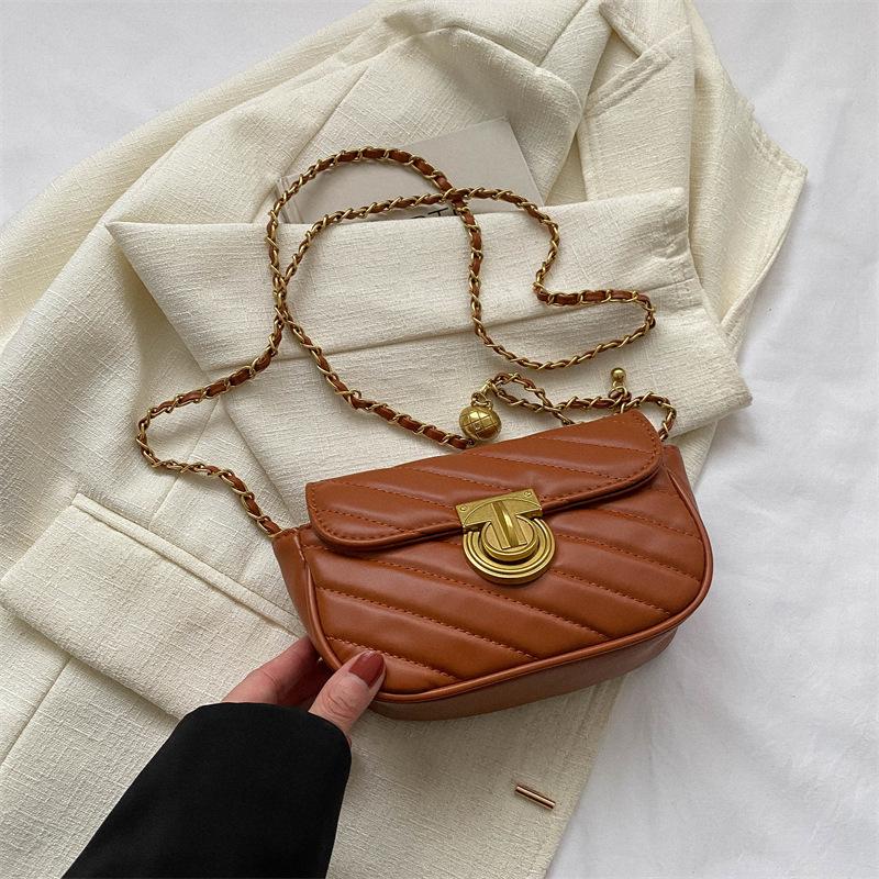 

Фактурная маленькая сумка 2025 весна новый тренд женская сумка сумка через плечо модная ретро цепочка маленькая квадратная сумка темно-коричневого