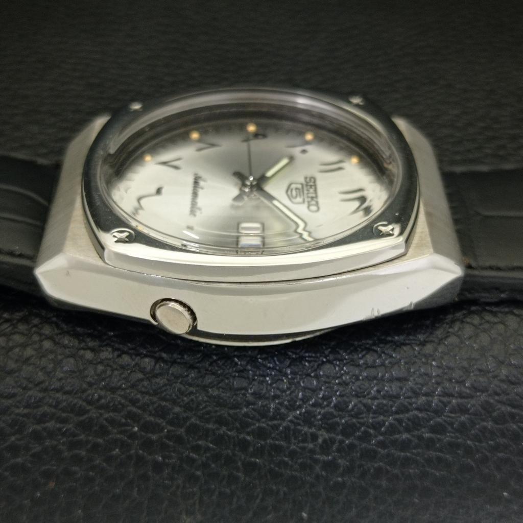 SEIKO 5 AUTOMATIC JAPAN MENS 7009A VINTAGE ARABIC SILVER DIAL WATCH a702459-5 R124-a702459