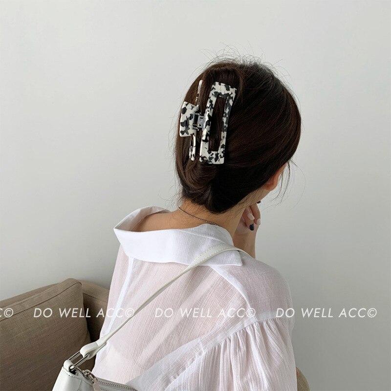 Women Large Hair Claw Clip Hollow Large Hair Accessories Hairpin for Shower WE Women Large Hair Claw Clip Hollow Large Hair Accessories Hairpin for Shower WE
