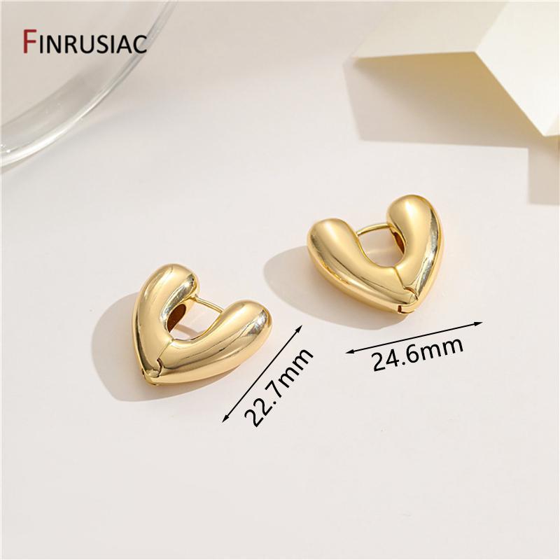 

2025 New Fashion Women Earrings Gold Plated High Quality Heart Earrings Irregular Earrings Women s Fashion Jewelry