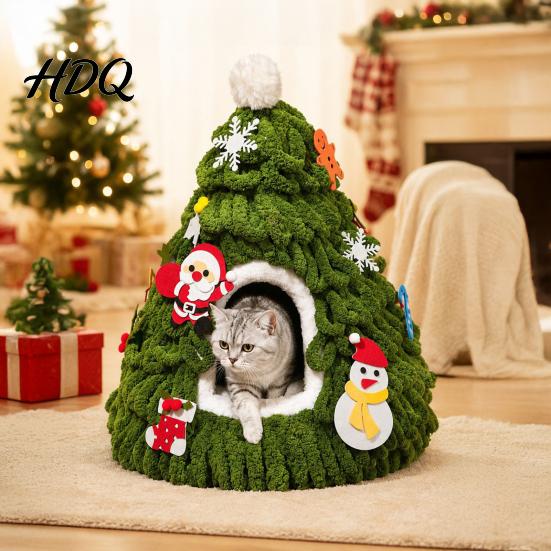 Tree Shaped Cat Bed Christmas Bed Foldable Semi-Enclosed Felt Cave 3D Gift for Cats Holiday Pet House Soft Yarn Hideaway Indoor Cats Xmas