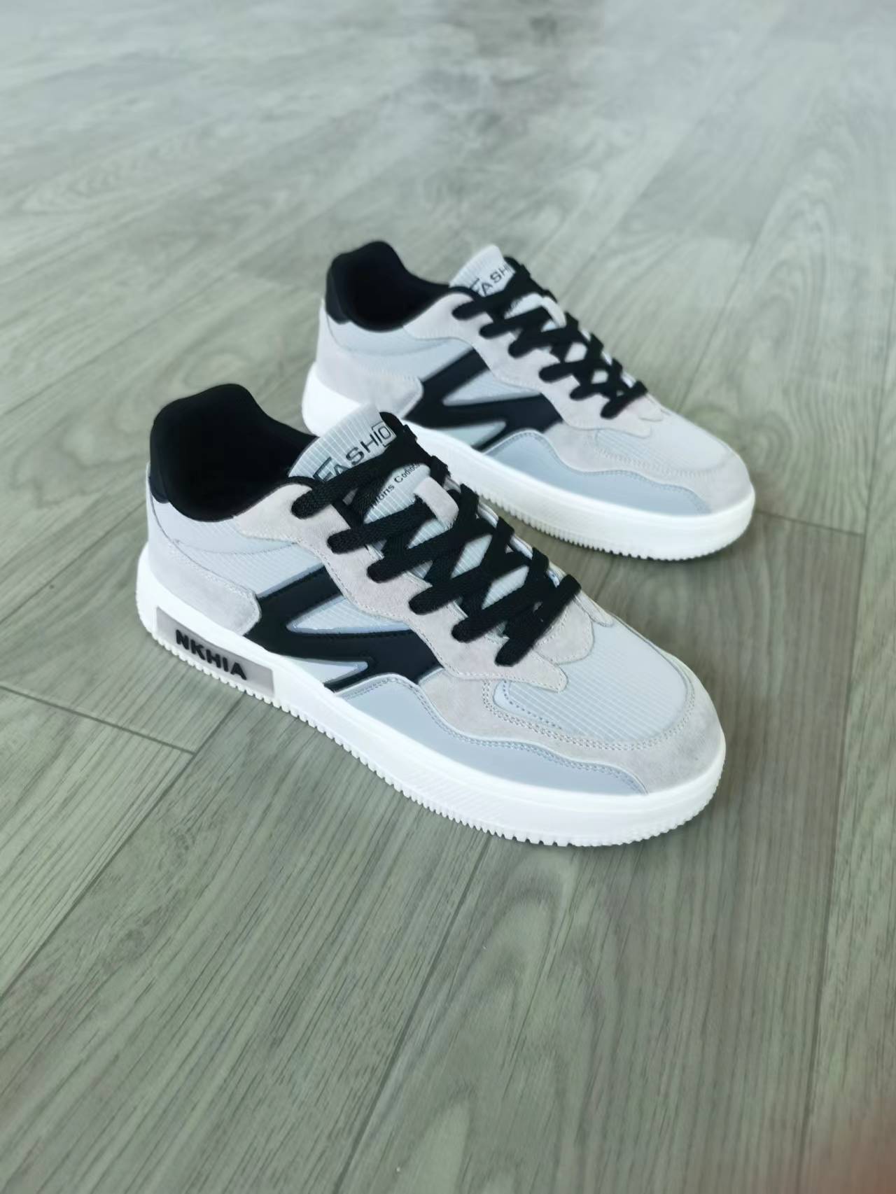 Новая мужская спортивная обувь — фото 3