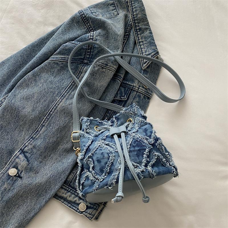 2025 New Simple Drawstring Tassel Bag Single Shoulder Crossbody Bag