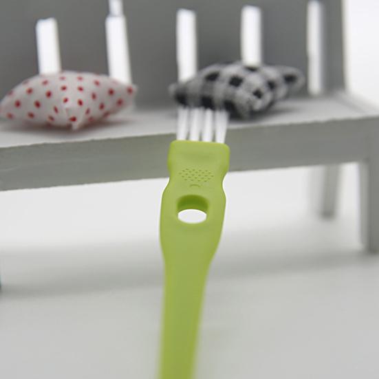 Portable Mini Brush Keyboard Desk Top Bookcase Dust Remove Broom Cleaning Tool