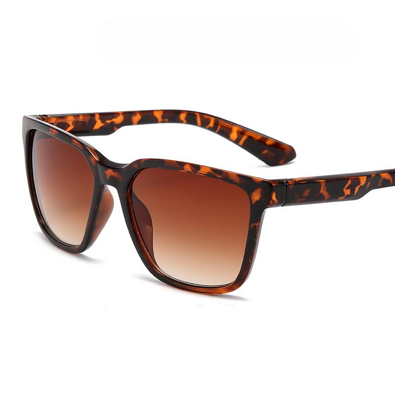 Riding Sunglasses Fashion Sports Outdoor Colorful UV Coated Sunglasses Beach Sunglasses.