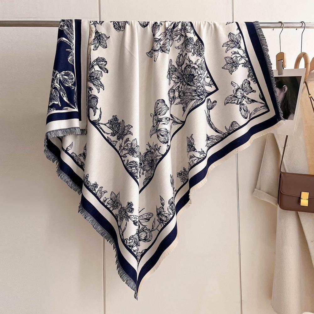 Luxury Imitation Cashmere Shawl: 140cm Square, Warm & Thick with Short Tassels