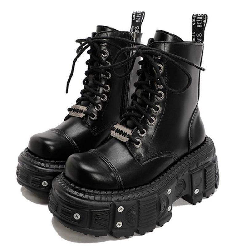 Stivali Martin punk di nicchia nuovi stivaletti corti platform retrò stivali da donna