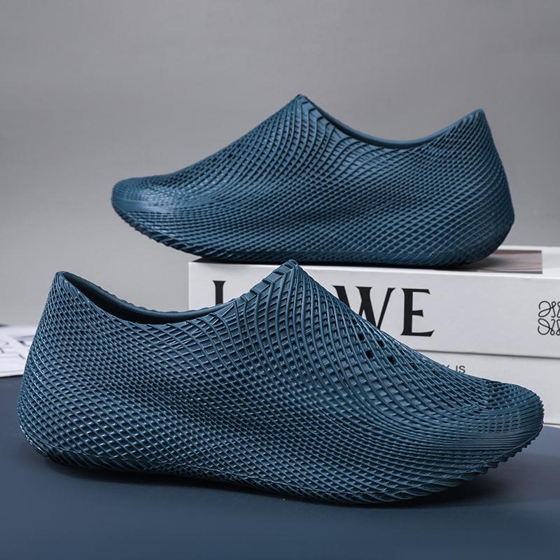 Fashion New Summer Men's Wading Shoes Hollow Out Breathable Beach Sandals Casual Outdoor Slippers Male Water Sandals Big Size 36-45