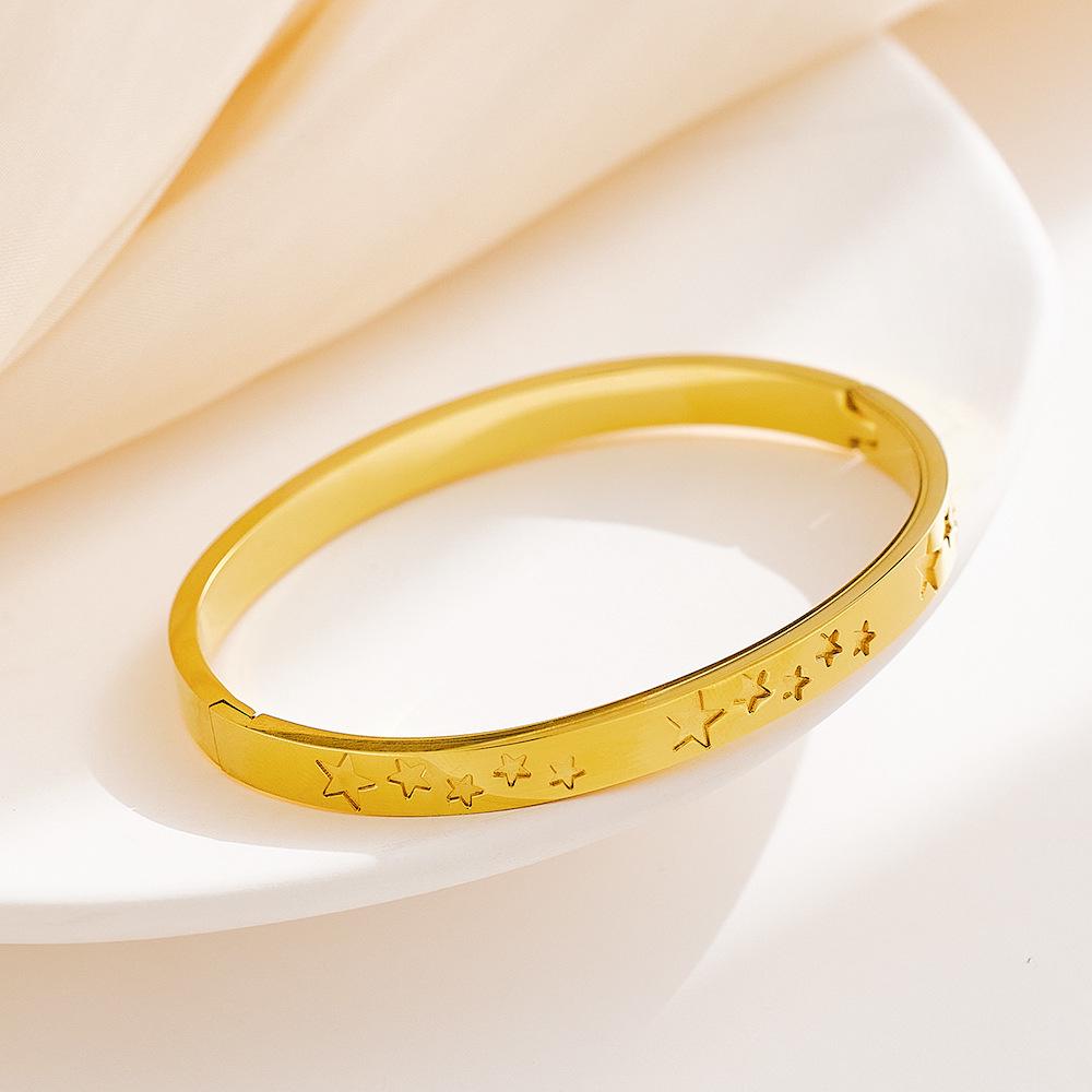 New Arrival Women's Gold Stainless Steel Star Bracelet - High-End Ins Style
