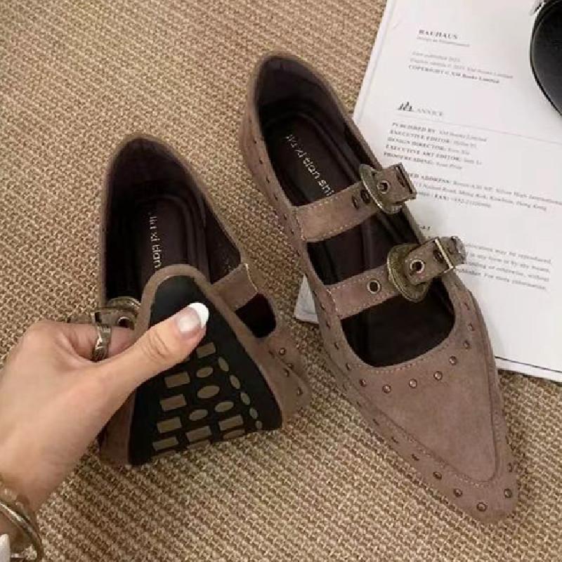 Fashion Retro Pointed Toe Mary Jane Shoes Women Fashion Rivets Double Belt Buckle Design British Style Flat Casual Shoes Designer Pumps