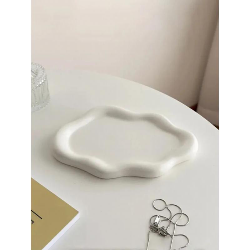 Ceramic Jewellery Storage Tray, Cloud-Shaped Design, Can Be Used as an Earring Display Stand, Office Decorative Item, or Gift