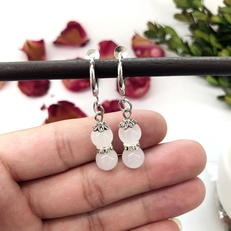 

Story of Yanxi Palace Wei Yingluo Chalcedony Earrings Wu Jinyan Lingfei Earrings Earrings One Ear Three Pliers Qing Palace Jewelry