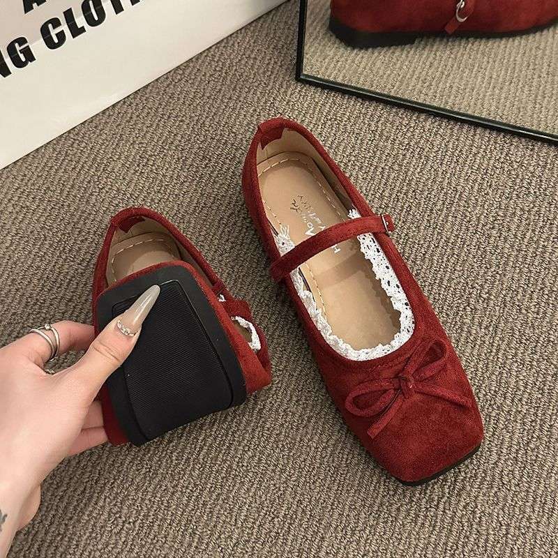 

Французский балетный стиль с мелким вырезом, большой размер, стиль пустоши, дофаминовые туфли на тонкой подошве в балетном стиле, популярные в 2025 году, для широкой стопы 40 бордовый