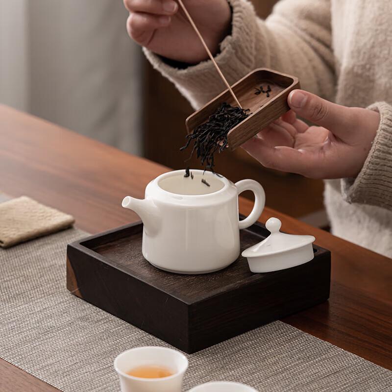 Su's Dehua White Porcelain Kung Fu Tea Set Gift Box