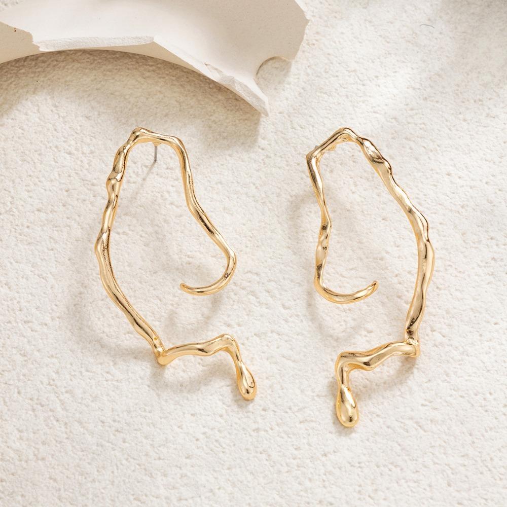 Minimalist Abstract Irregular Spiral Twist Shape Gold Color Dangle Earrings for Women Fashion Designer Earrings Party Jewelry