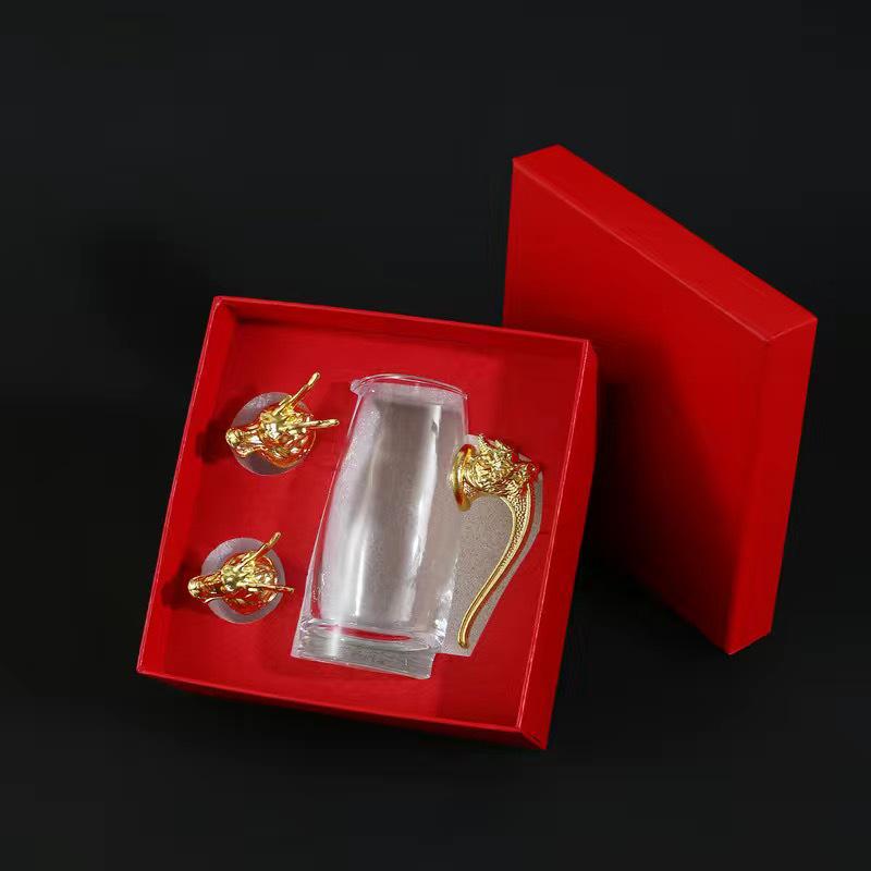 Chinese Zodiac Baijiu Cup Set: Elegant Small Wine Goblets with Gift Box – Ideal for Gifting or Promotional Presents.