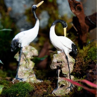 Miniatur Roter Kronenkranich Kranich Statue Feengarten Harz Chinesische Vogel Figur Ornament Aquarium Bonsai Landschaft Heimdeko
