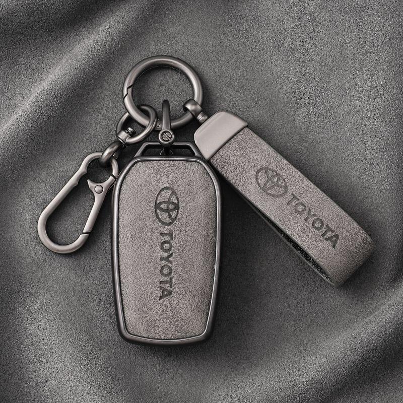 BAYB7 Leather Car Key Case Fob Cover for Toyota RAV4 Crown Hilux Fortuner Yaris Prius Corolla Camry Land Cruiser Avensis Verso Prado