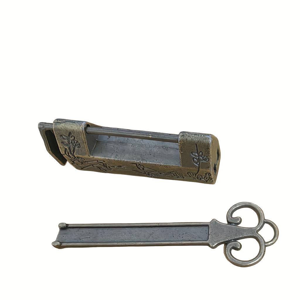 Carved Word Padlock Decorative Vintage Lock And Key Antique Chinese Padlock Lock Magpie Flower Old Lock for Small Wooden Box Furniture Cabinets Chest