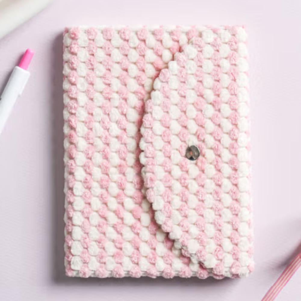 

Тканевая обложка Блокнот А6 без линовки 80 листов