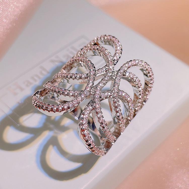 

Узор Винд Виноградная Лоза Длинное Кольцо Женский Роскошный Дизайн Меньшинства Мода Личность Выдалбливают No. 8