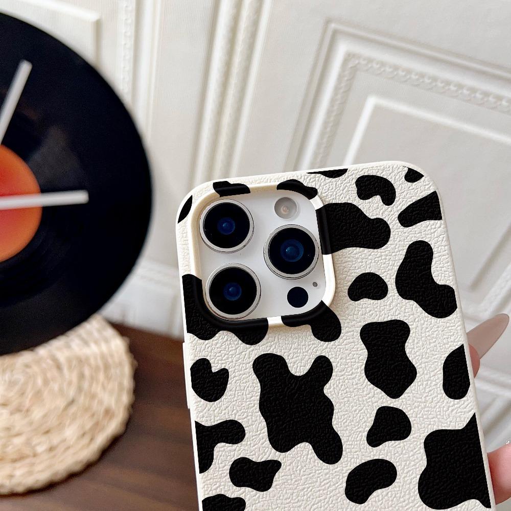 Cow pattern phone case suitable for iPhone 17 16 15 14 13 12 11 Pro/Max/Plus anti drop and shockproof back cover