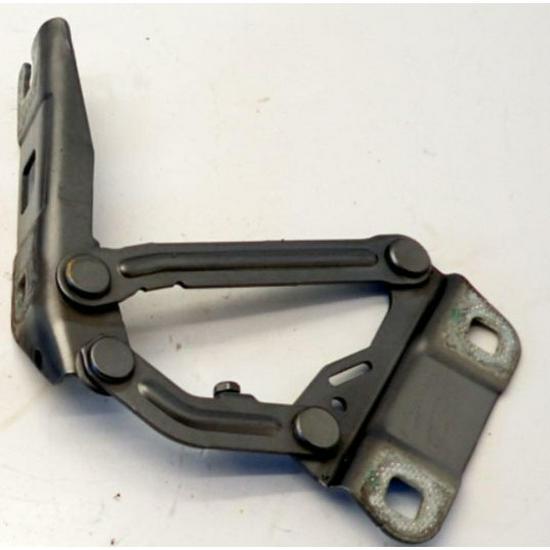 Mercedes-Benz ML W164 Hood Hinge (Part Nos: 2518800328, 2518800428)