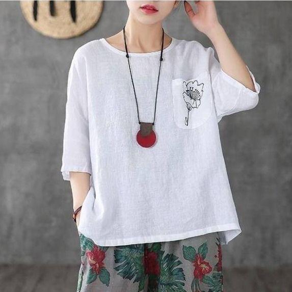 Retro Loose Large Size Women's Flower Embroidered Pocket Short-sleeved Loose Slim Blouse Cotton Linen T-shirt Half-sleeved Top