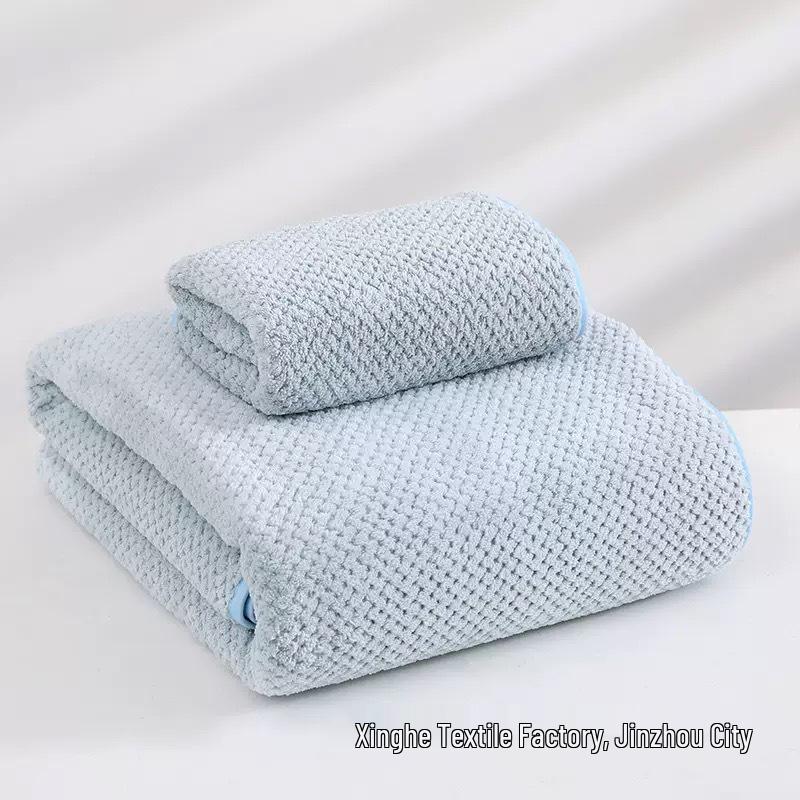 Oversized Coral Fleece Plaid Bath Towel - Absorbent & Quick-Drying for Home Use