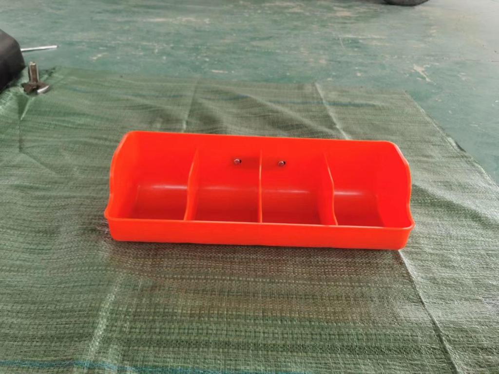 Thickened Plastic Piglet Feeder Trough & Nursery Bed - Free Shipping