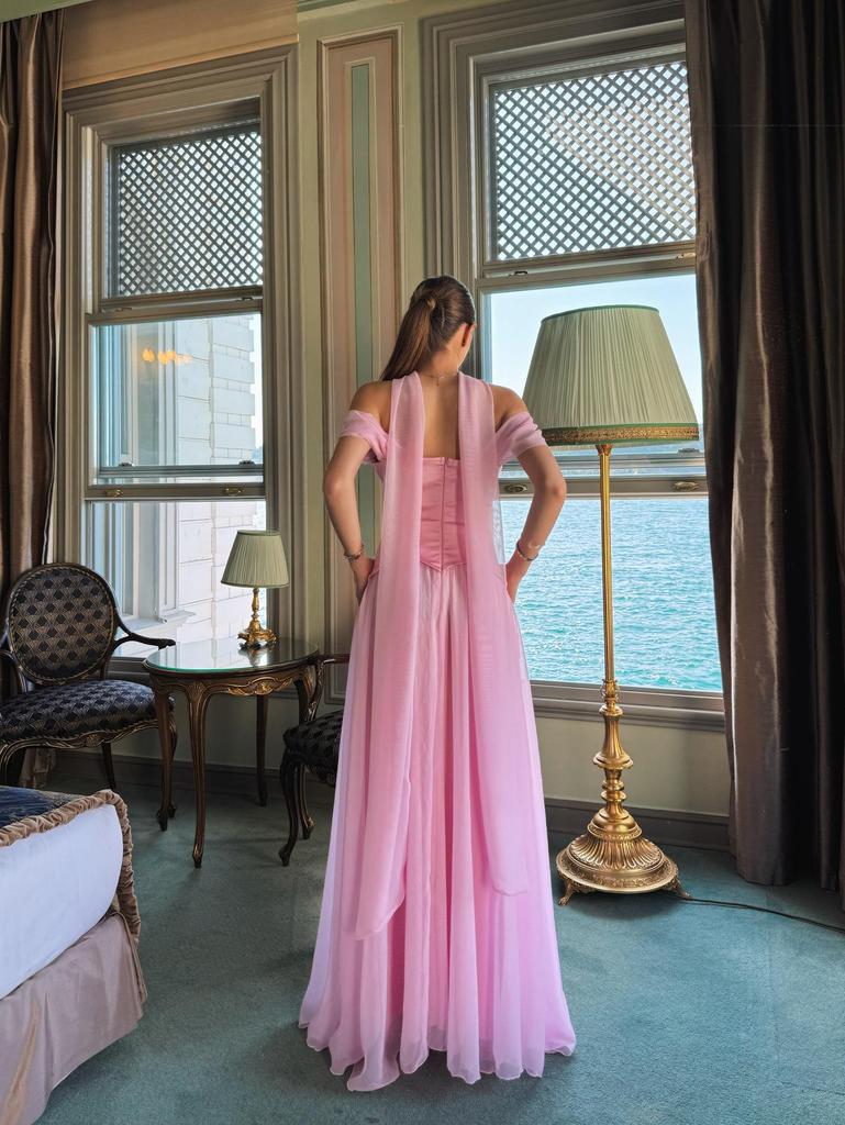 Rochie de seară elegantă cu mânecă scurtă, care accentuează talia, pentru femei