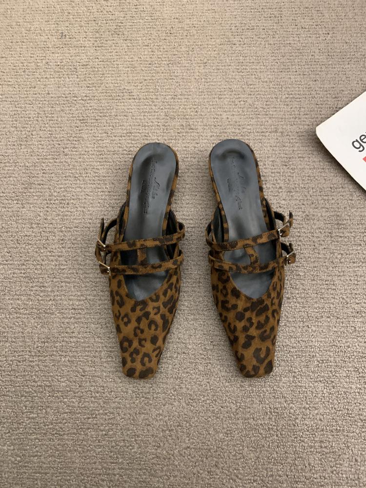 

Французский леопардовый принт Интернет-знаменитость Баотоу полулодочка 2025 весна и осень новый дизайн мелкий вырез Т-образный ремешок темперамент Мэри Джейн туфли-лодочки 39 леопардовый