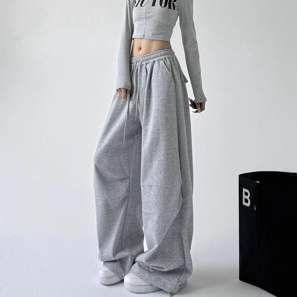 Unisex Gray American-Style Sweatpants: High-Waisted, Straight-Leg, Loose-Fit, Casual, Cargo, Perfect for Spring, Autumn, and Winter.