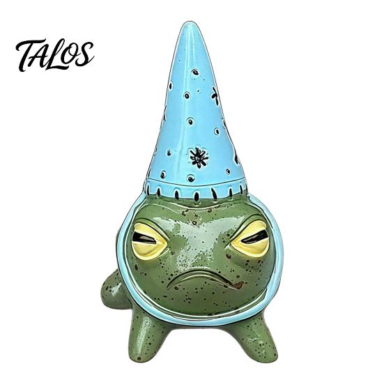 Talos Miniature Frog Figurine, Little Statue with A Party Hat, Decorative Resin Ornament for Outdoor Garden Courtyard